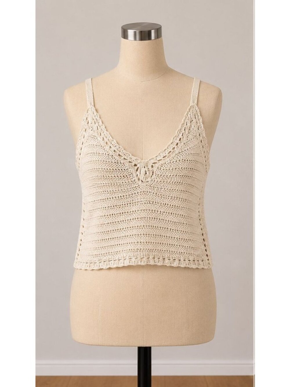 No Boundaries Crochet Sweater Cami Women's XL (16-18) Keyhole Front - NWT